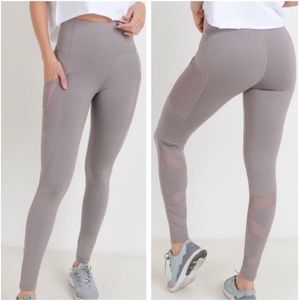 Mauve leggings with mesh pocket and zig zag inset